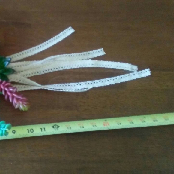 🏜 Minimalist Embroidery Hoop Wreath - Picture 5 of 5